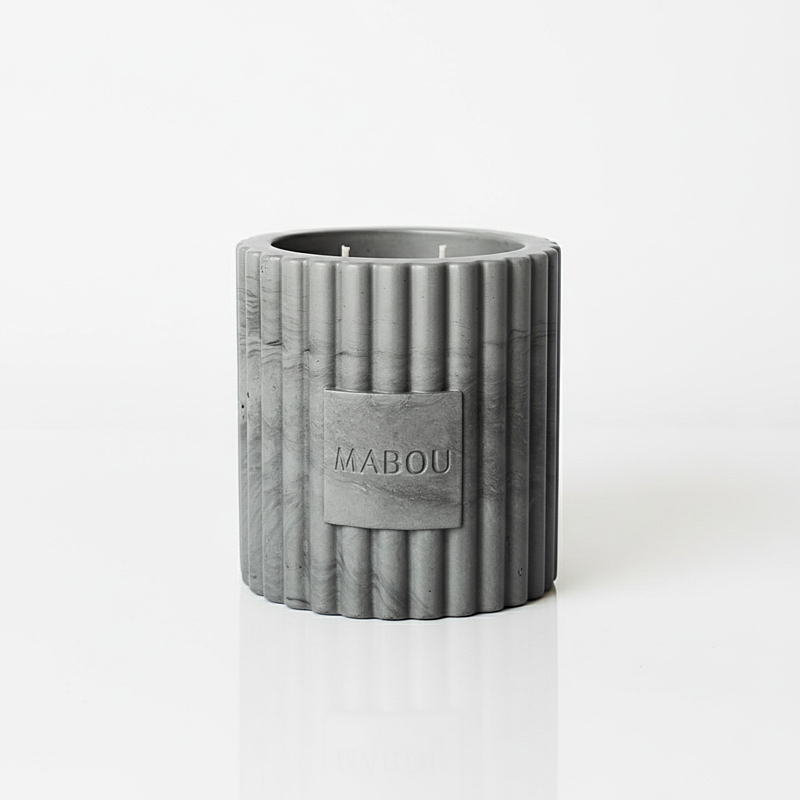 MABOU - FIRE OF ALEMEE - svíčka 500g - šedá - nocturnal king