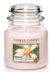 Sviečka v skle stredná, YANKEE CANDLE, champaca Blossom